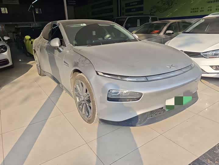 Фото 3 - XPeng P7