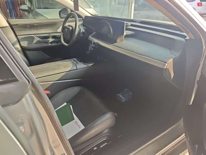 Фото 6 - XPeng P7