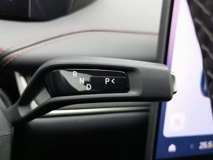 Фото 13 - Xiaomi SU7