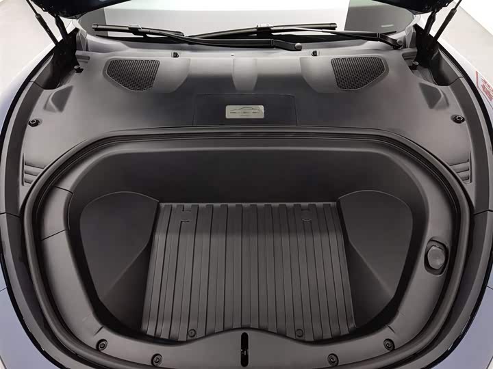 Фото 6 - Xiaomi SU7