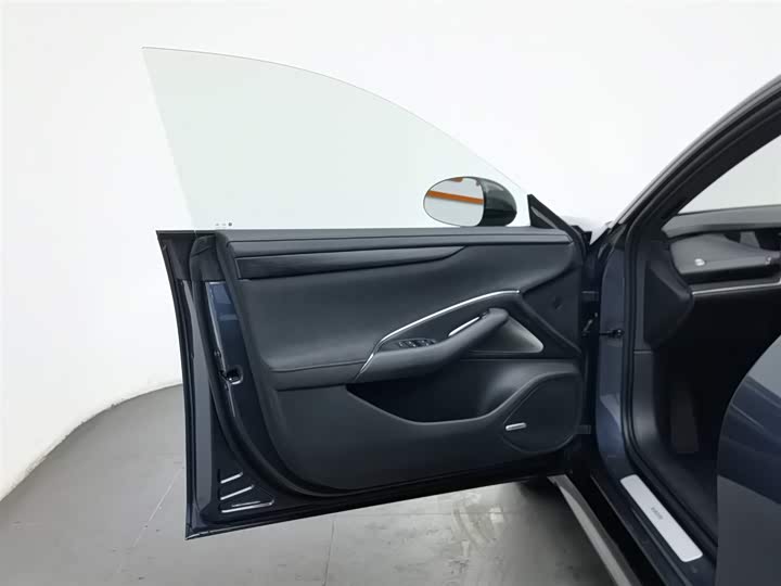 Фото 8 - Xiaomi SU7