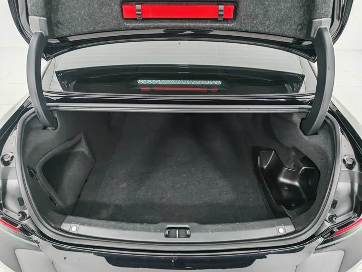 Фото 19 - Volvo S90 Hybrid