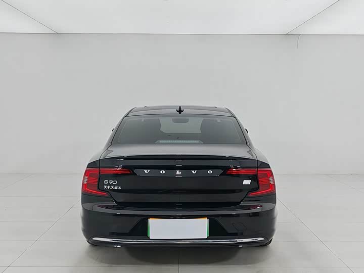 Фото 5 - Volvo S90 Hybrid