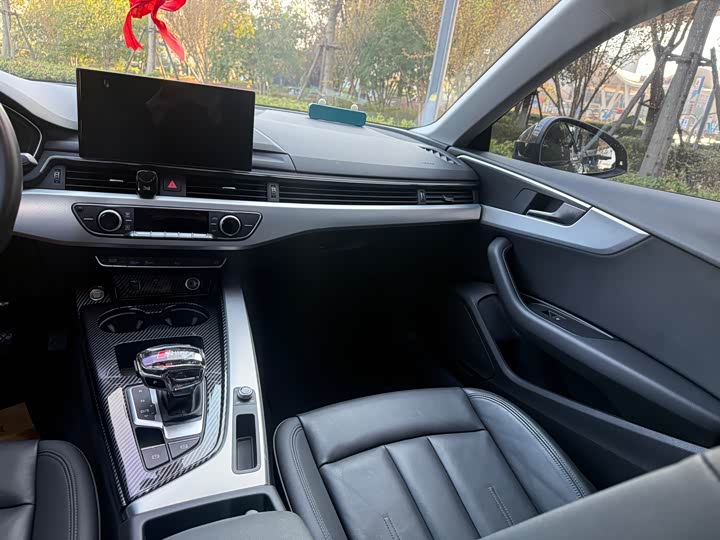 Фото 14 - Audi A5