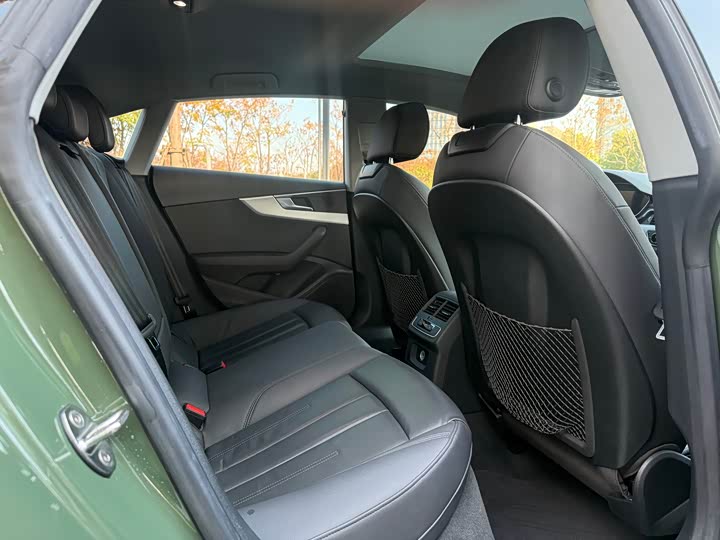 Фото 16 - Audi A5