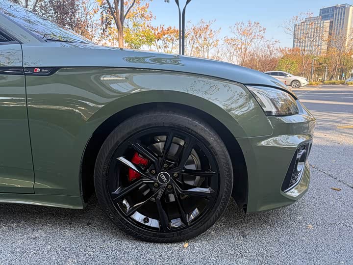 Фото 4 - Audi A5