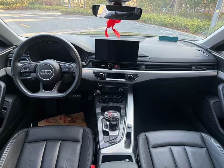 Фото 9 - Audi A5