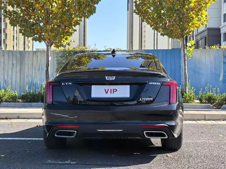 Фото 8 - Cadillac CT5