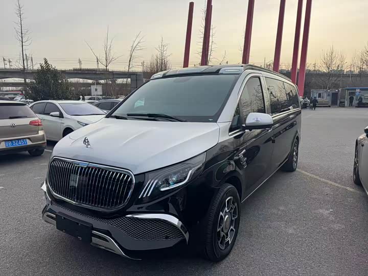 Фото 1 - Mercedes-Benz Vito