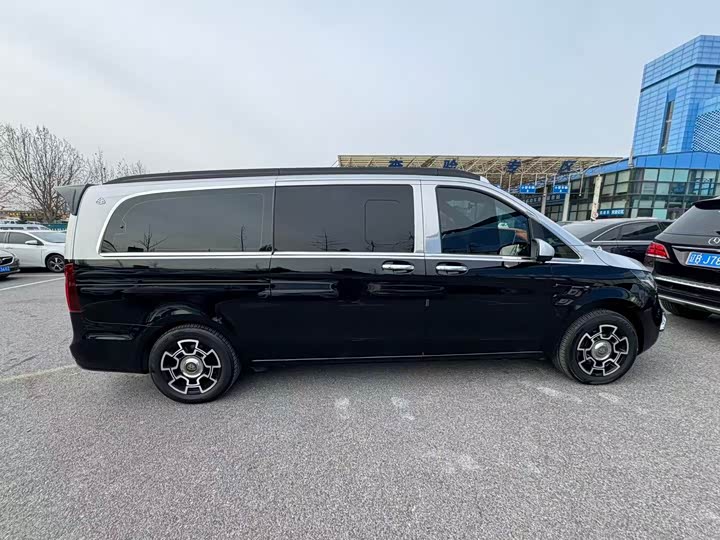 Фото 11 - Mercedes-Benz Vito