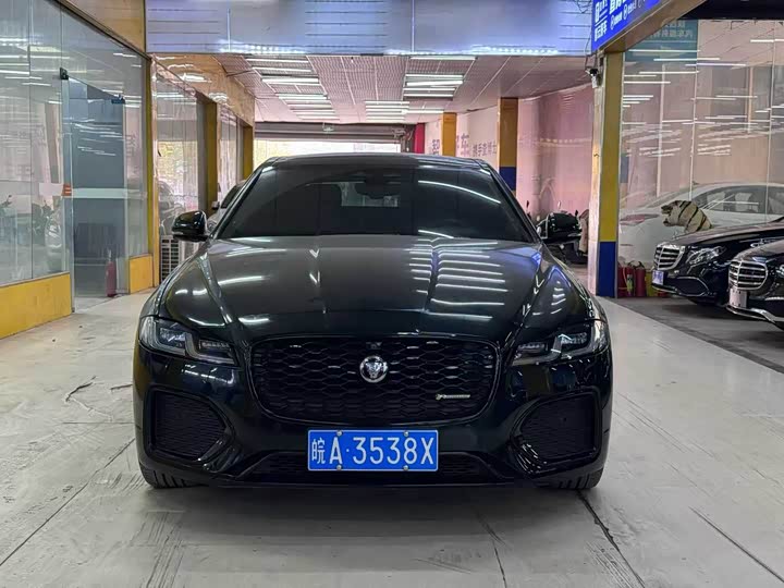 Фото 2 - Jaguar XF L