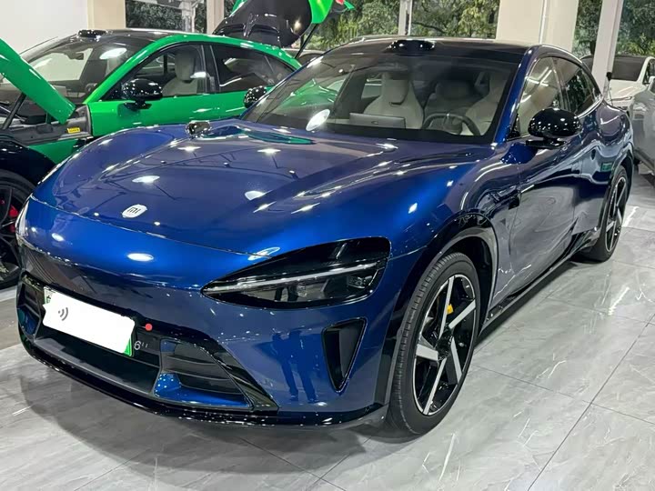 Фото 2 - Xiaomi YU7