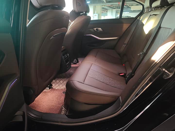 Фото 7 - BMW 3 Series