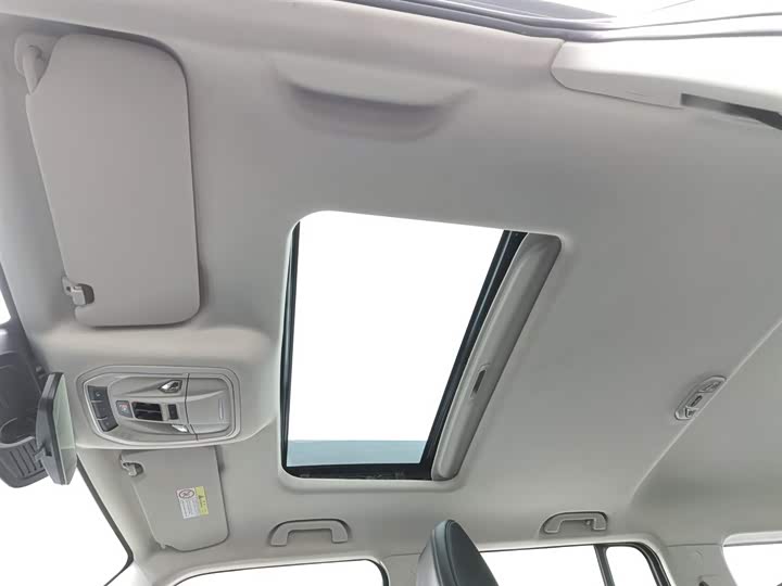 Фото 14 - Tank 300