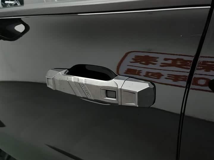 Фото 18 - Tank 300