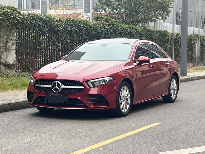 Фото 1 - Mercedes-Benz A-Class