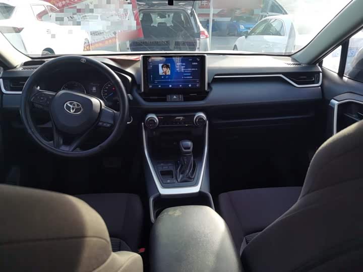 Фото 12 - Toyota Wildlander