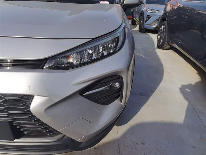 Фото 15 - Toyota Wildlander