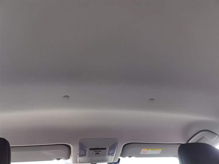 Фото 8 - Toyota Wildlander