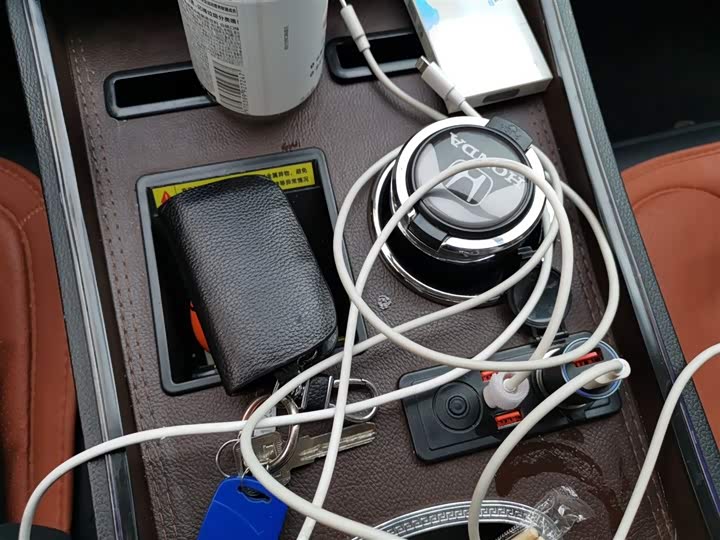 Фото 10 - Honda Odyssey