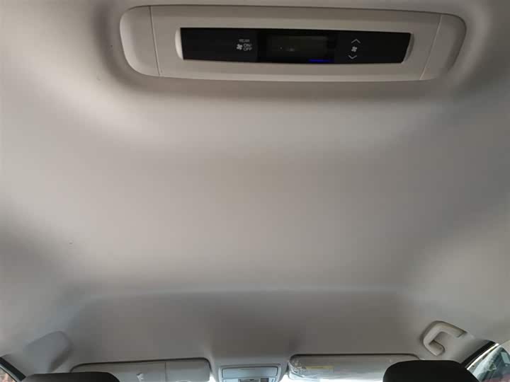 Фото 20 - Honda Odyssey