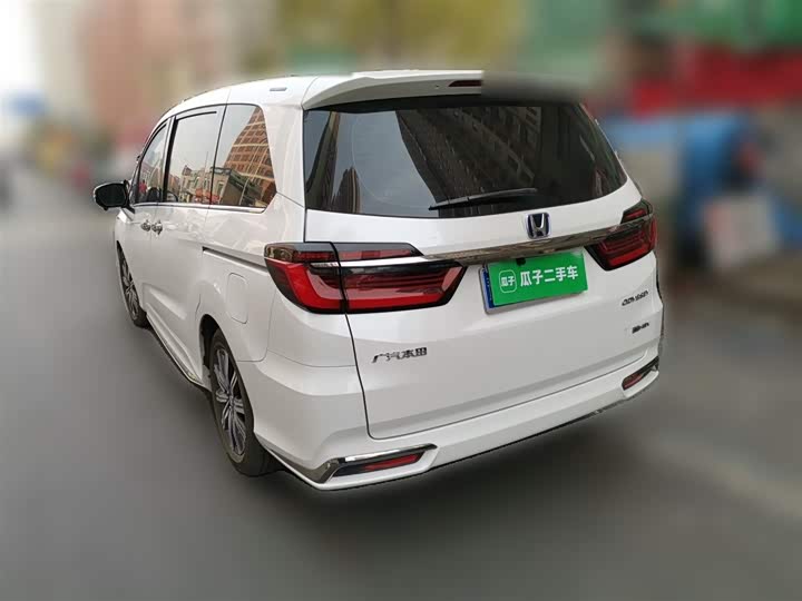 Фото 5 - Honda Odyssey