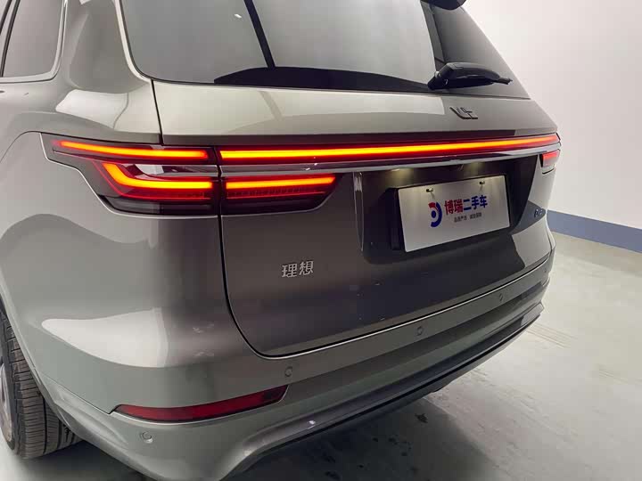 Фото 14 - LiXiang One