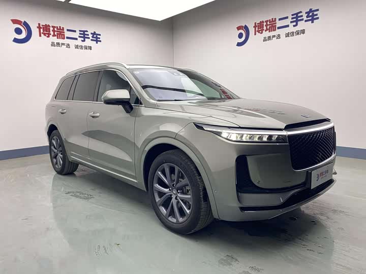 Фото 3 - LiXiang One