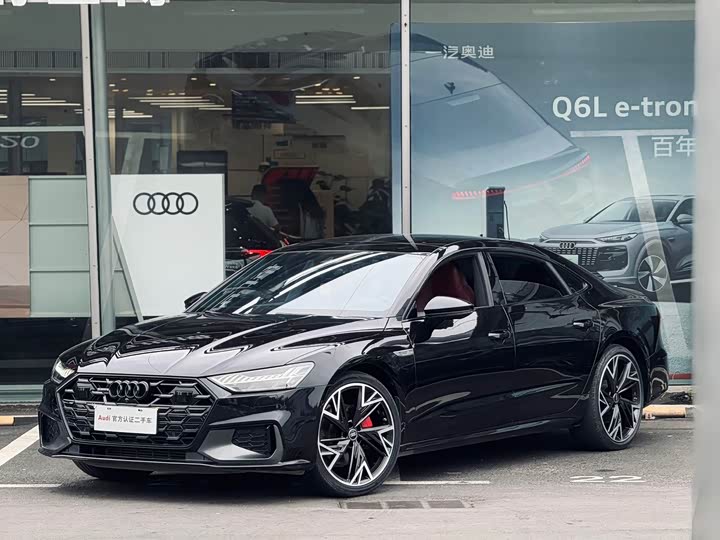 Фото 1 - Audi A7L