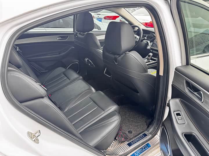 Фото 9 - Chery Omoda S5 (Arrizo 5 Plus)