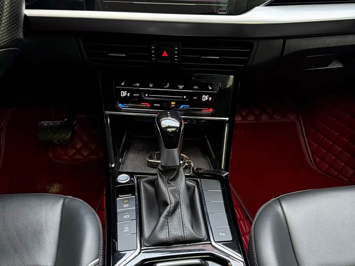 Фото 7 - Volkswagen Passat