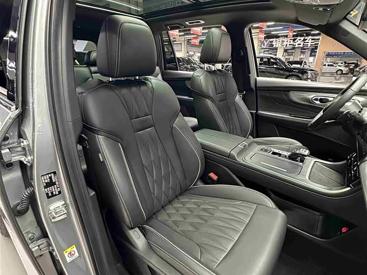 Фото 27 - GAC Trumpchi GS8