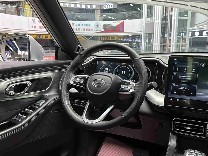 Фото 7 - GAC Trumpchi GS8