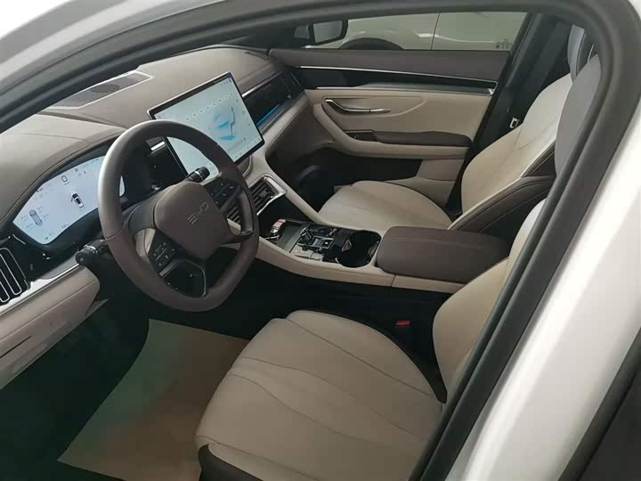 Фото 15 - BYD Song Plus Hybrid/EV