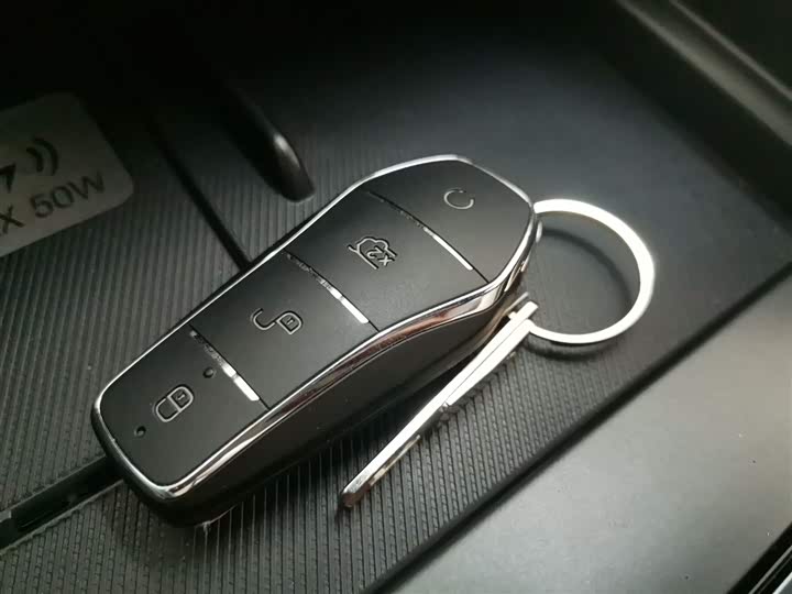 Фото 9 - BYD Song Plus Hybrid/EV