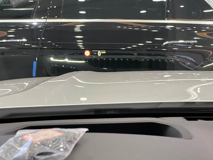 Фото 19 - BMW 7 Series