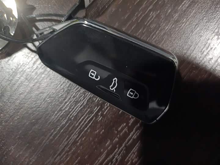 Фото 11 - Volkswagen ID.4 Crozz