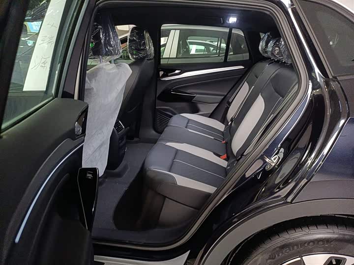 Фото 14 - Volkswagen ID.4 Crozz