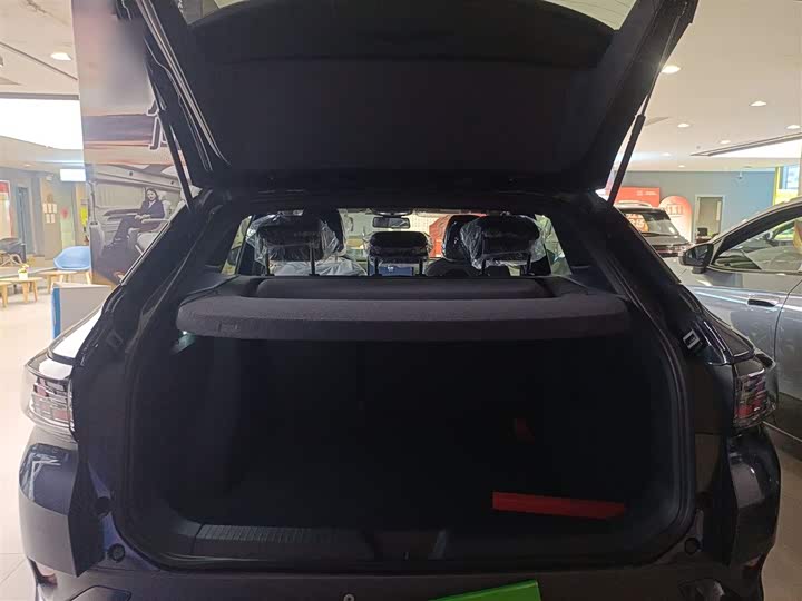 Фото 9 - Volkswagen ID.4 Crozz