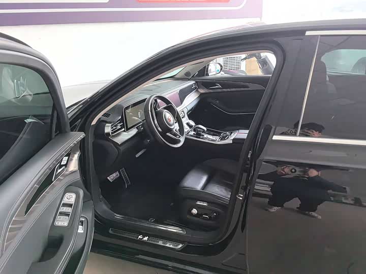 Фото 3 - Hongqi H9