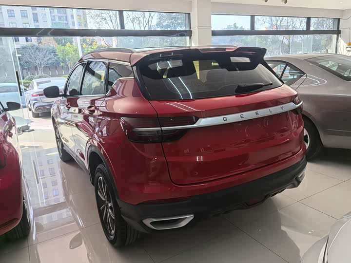 Фото 5 - Geely Coolray