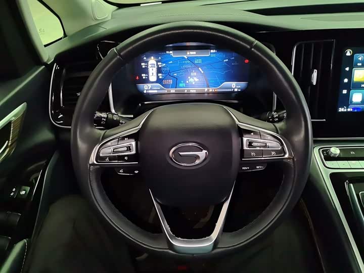 Фото 11 - GAC Trumpchi M8