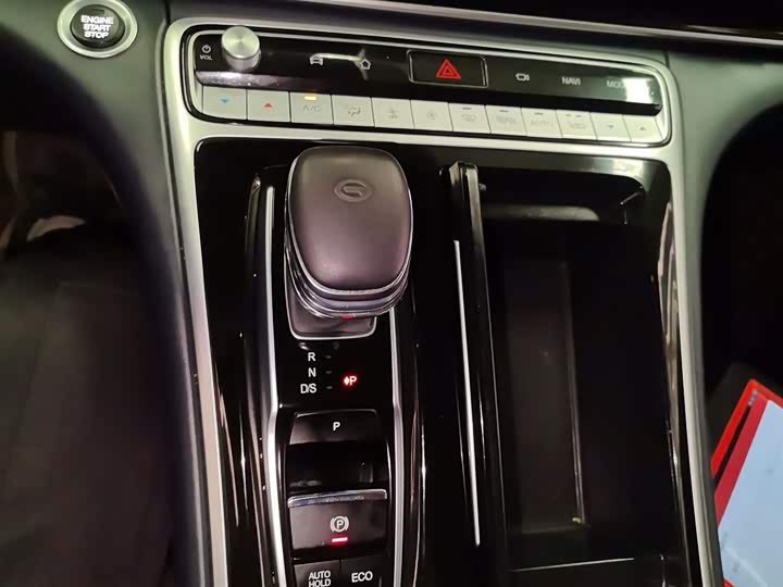 Фото 14 - GAC Trumpchi M8