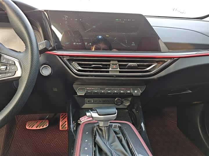 Фото 13 - Changan Oshan X5