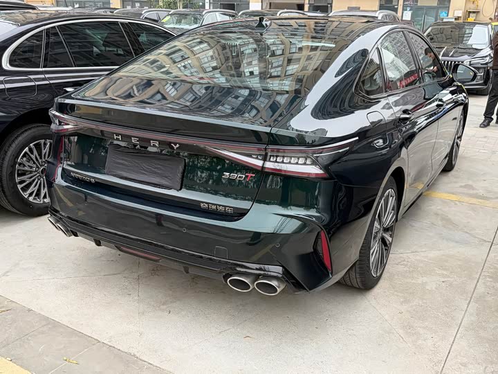 Фото 16 - Chery Arrizo 8