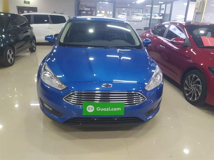 Фото 3 - Ford Focus