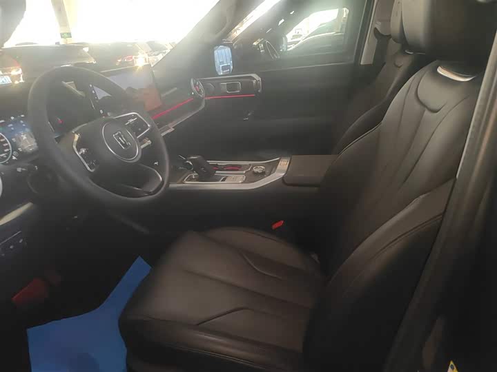 Фото 15 - Tank 400 Hybrid