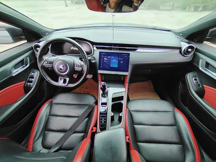 Фото 12 - MG Motor 6