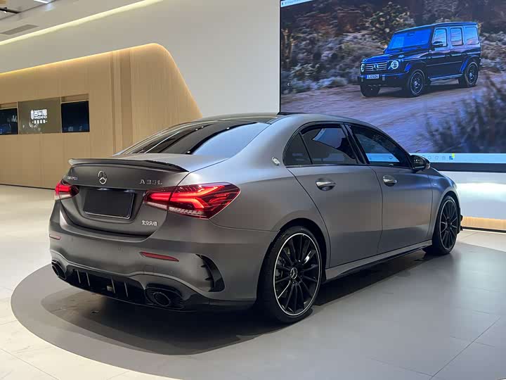 Фото 5 - Mercedes-Benz A-Class AMG