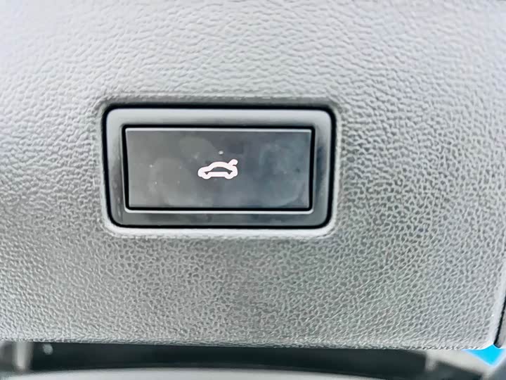 Фото 24 - Volkswagen Tayron